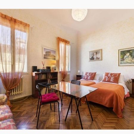 Tre Gigli Firenze Apartment, 5 Minutes From Station, Via Palazzuolo 55 Exteriör bild